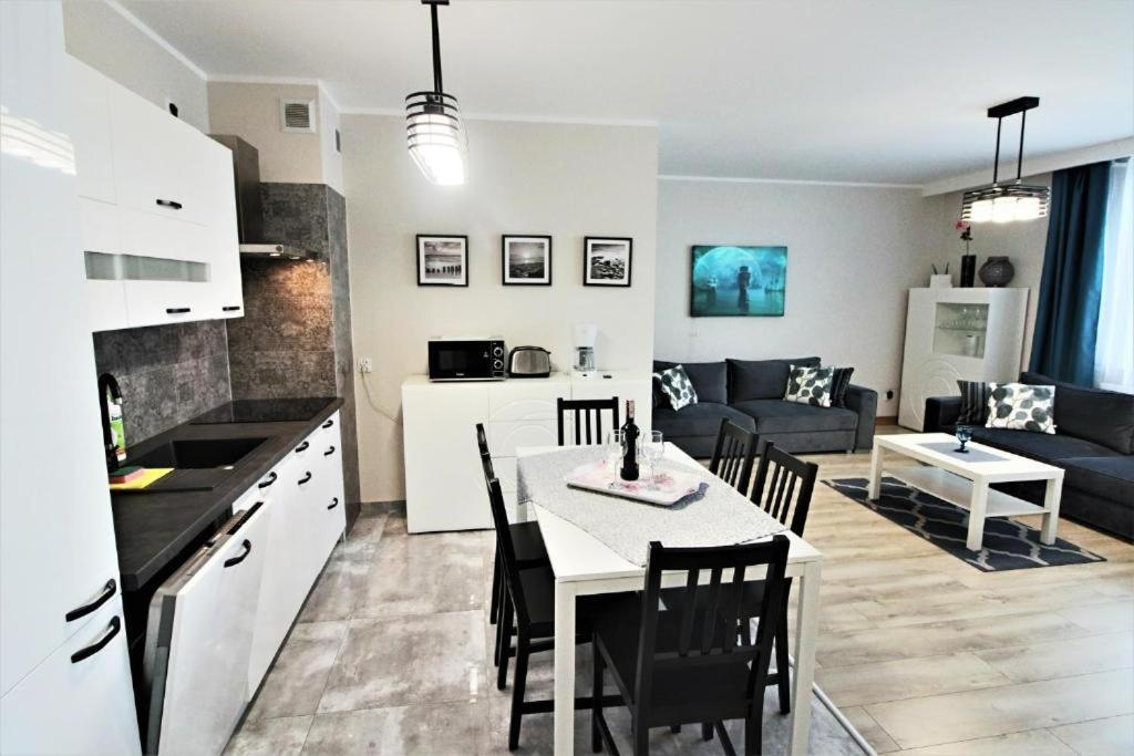 Blizej Morza Deluxe Apartmenty كولوبرزيغ المظهر الخارجي الصورة